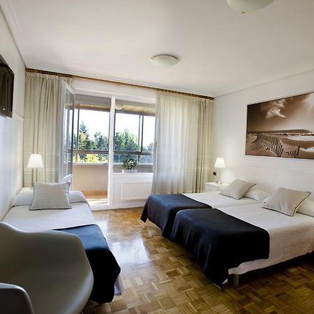Pension Pasadena Pamplona Esterno foto