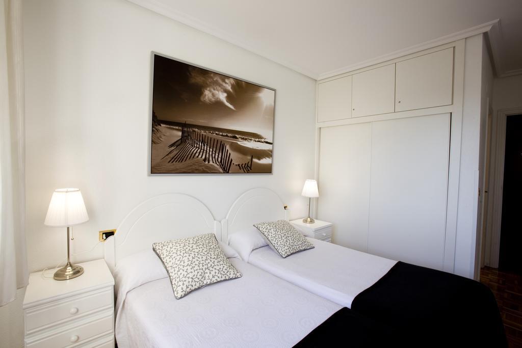 Pension Pasadena Pamplona Esterno foto